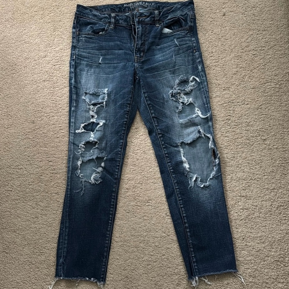 American Eagle Distressed Jeans